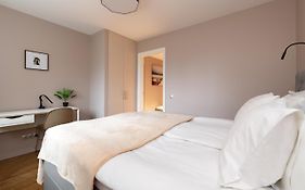 Karu Central Apartment